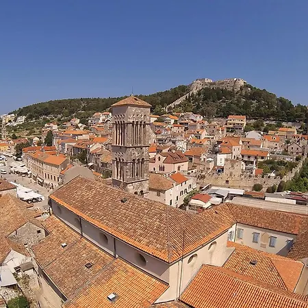Apartment Gorgeous In Stari Grad With Kitchen Stari Grad (Hvar)