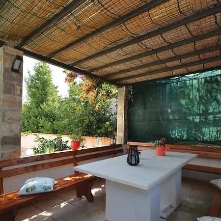 Gorgeous In Stari Grad With Kitchen * Stari Grad (Hvar)